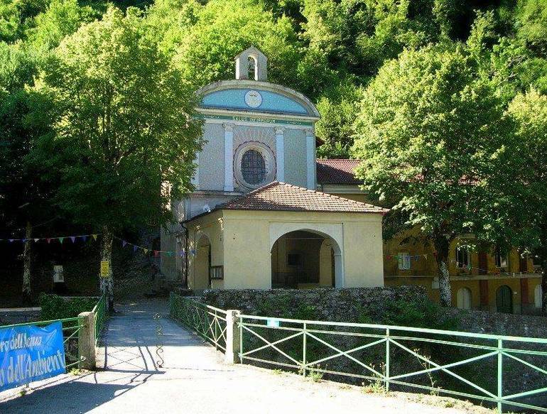 Festa di Ringraziamento al Santuario dell'Acqua in Valbrevenna