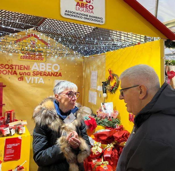 Natale: inaugurato il presepe di Regione Liguria e il Mercatino di San Nicola